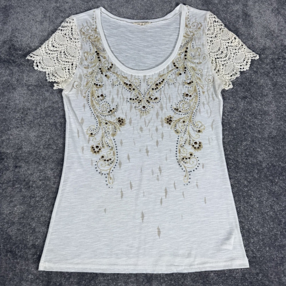 Miss Me Cream Embellished Crochet Sleeve Short Sleeve Tee